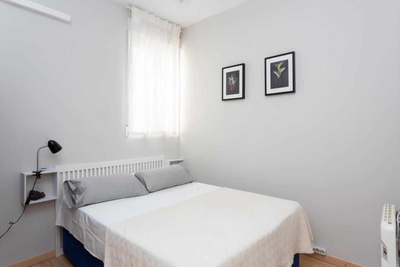 Amparo Appartement Madrid Buitenkant foto
